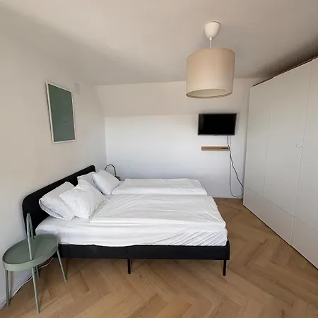 Apartment Centrally Located *